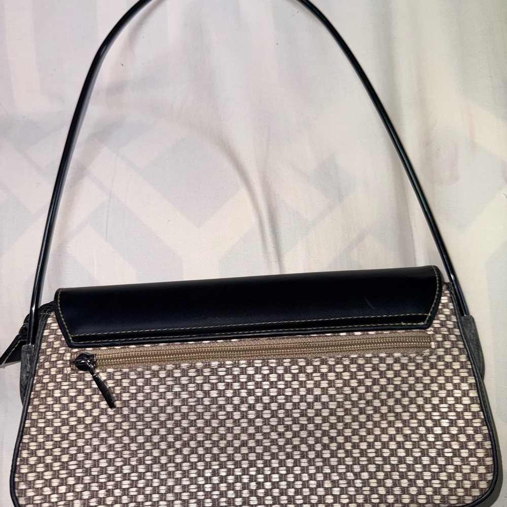 Elegant Black, light tan Women's vitange Handbag - Picture 2 of 5